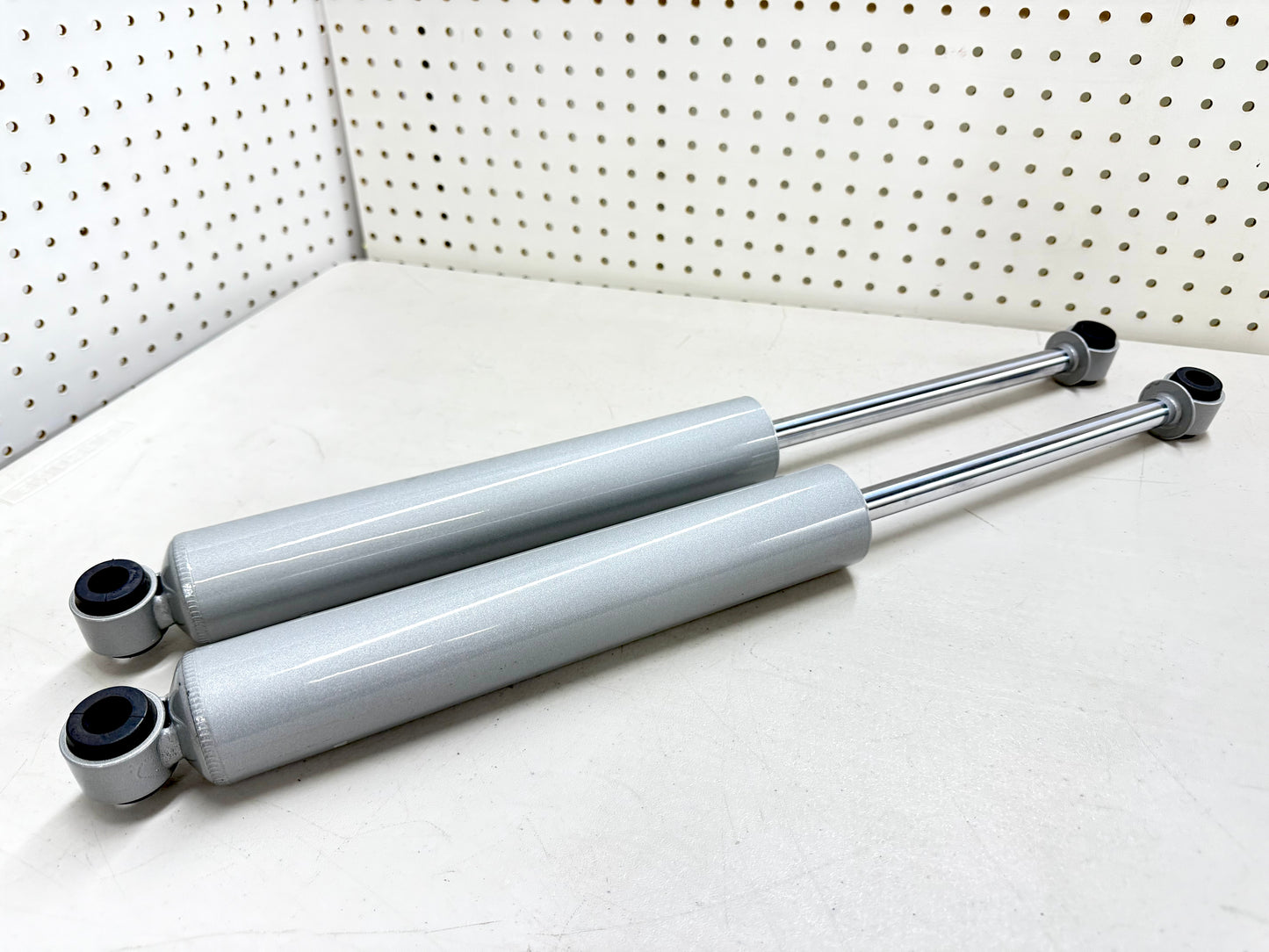 1958-1970 CHEVY IMPALA HEAVY DUTY EXTEND REAR SHOCK ABSORBERS 1PAIR / SILVER (EXTEND 24INCH)