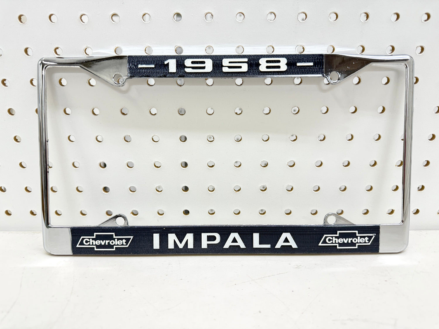 1958 CHEVY IMPALA GM LICENSED VINTAGE FRONT REAR LICENSE PLATE HOLDER RETAINER FRAME WITH DUAL BOWTIE LOGOS