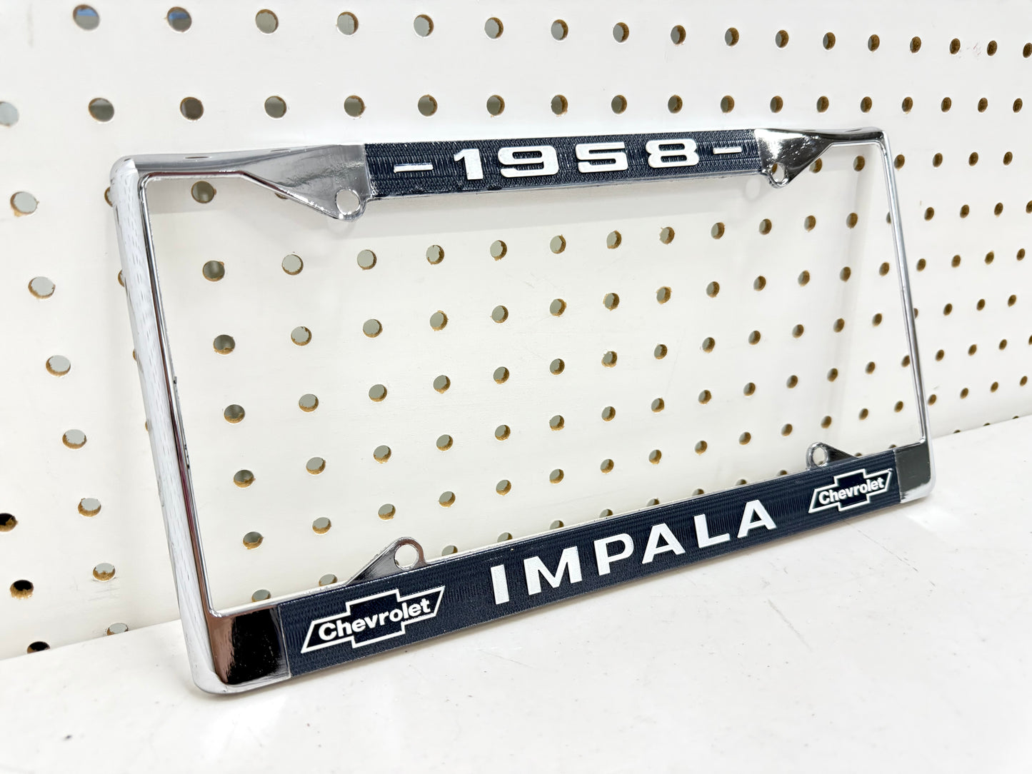 1958 CHEVY IMPALA GM LICENSED VINTAGE FRONT REAR LICENSE PLATE HOLDER RETAINER FRAME WITH DUAL BOWTIE LOGOS