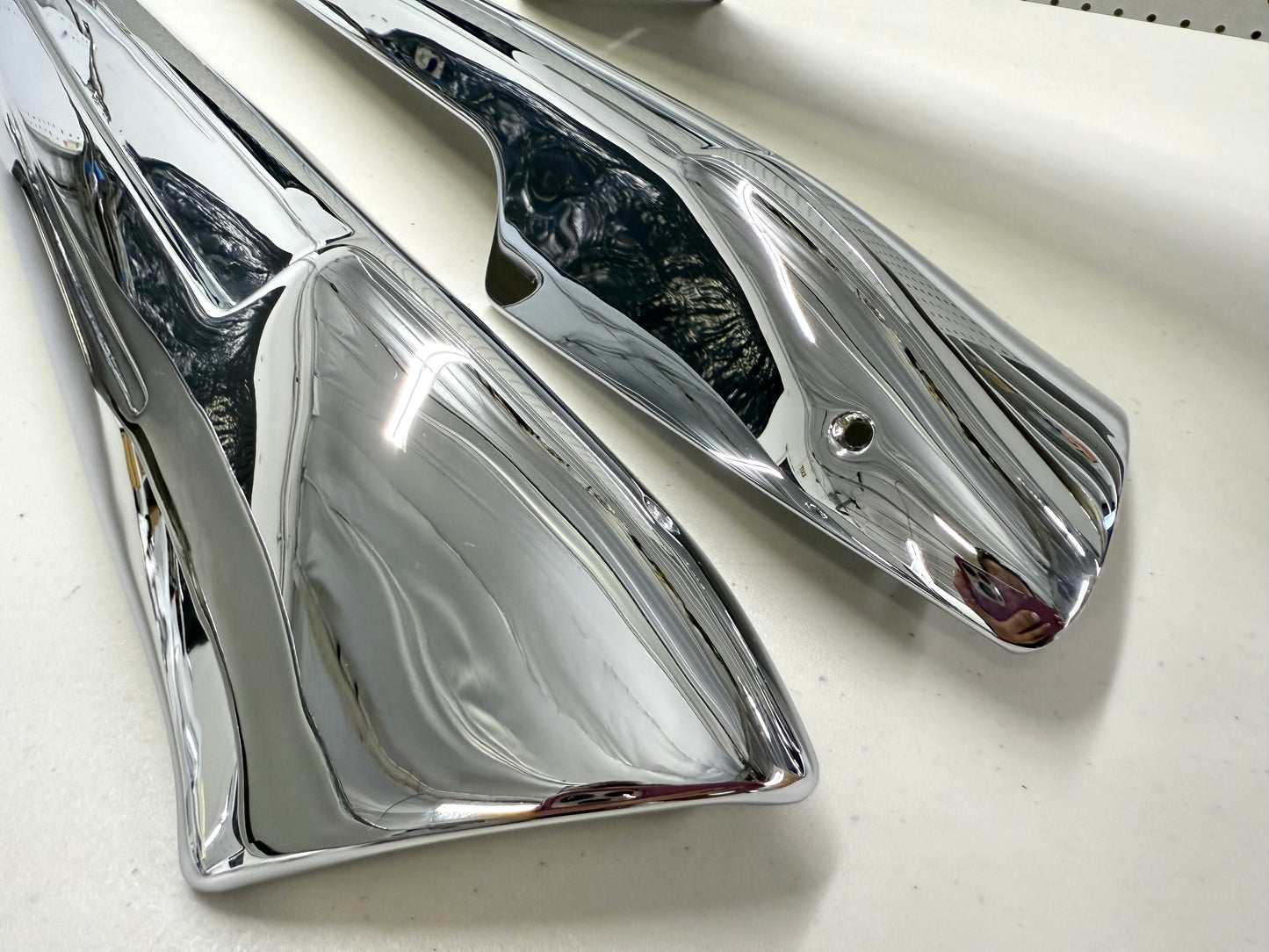 1965-1970 CHEVY IMPALA FRONT BENCH SEAT TRIMS , SHELLS 4PC / CHROME FINISH [GM ORIGINAL OEM RESTORED]