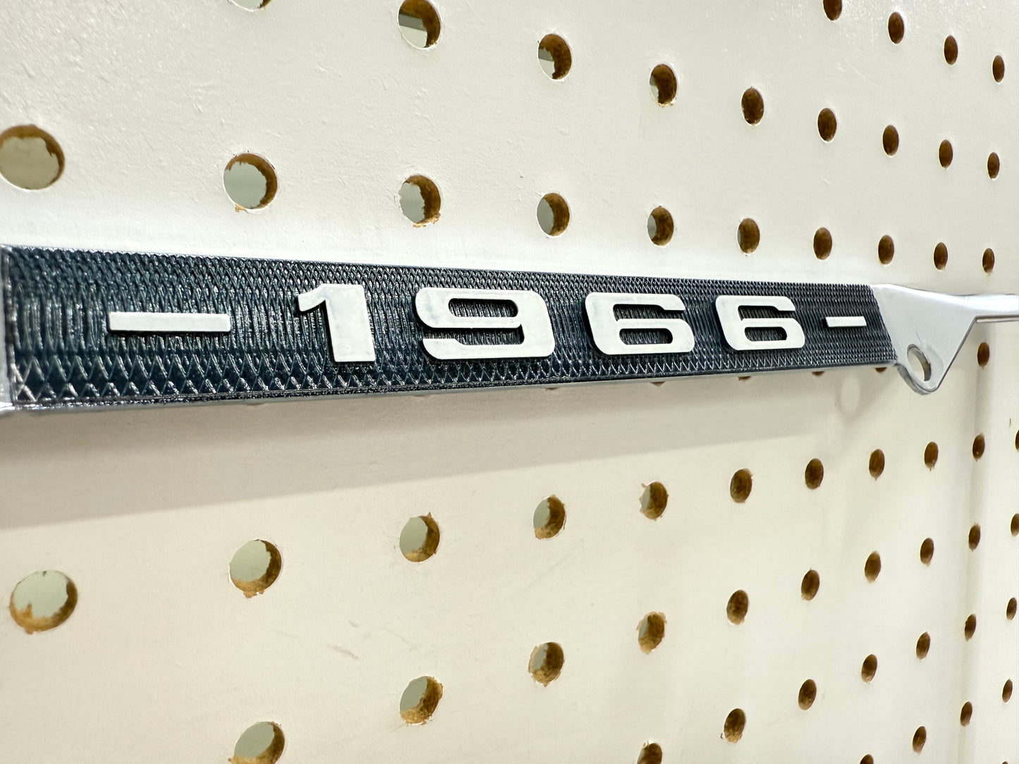 1966 CHEVY IMPALA GM LICENSED VINTAGE FRONT REAR LICENSE PLATE HOLDER RETAINER FRAME WITH DUAL BOWTIE LOGOS