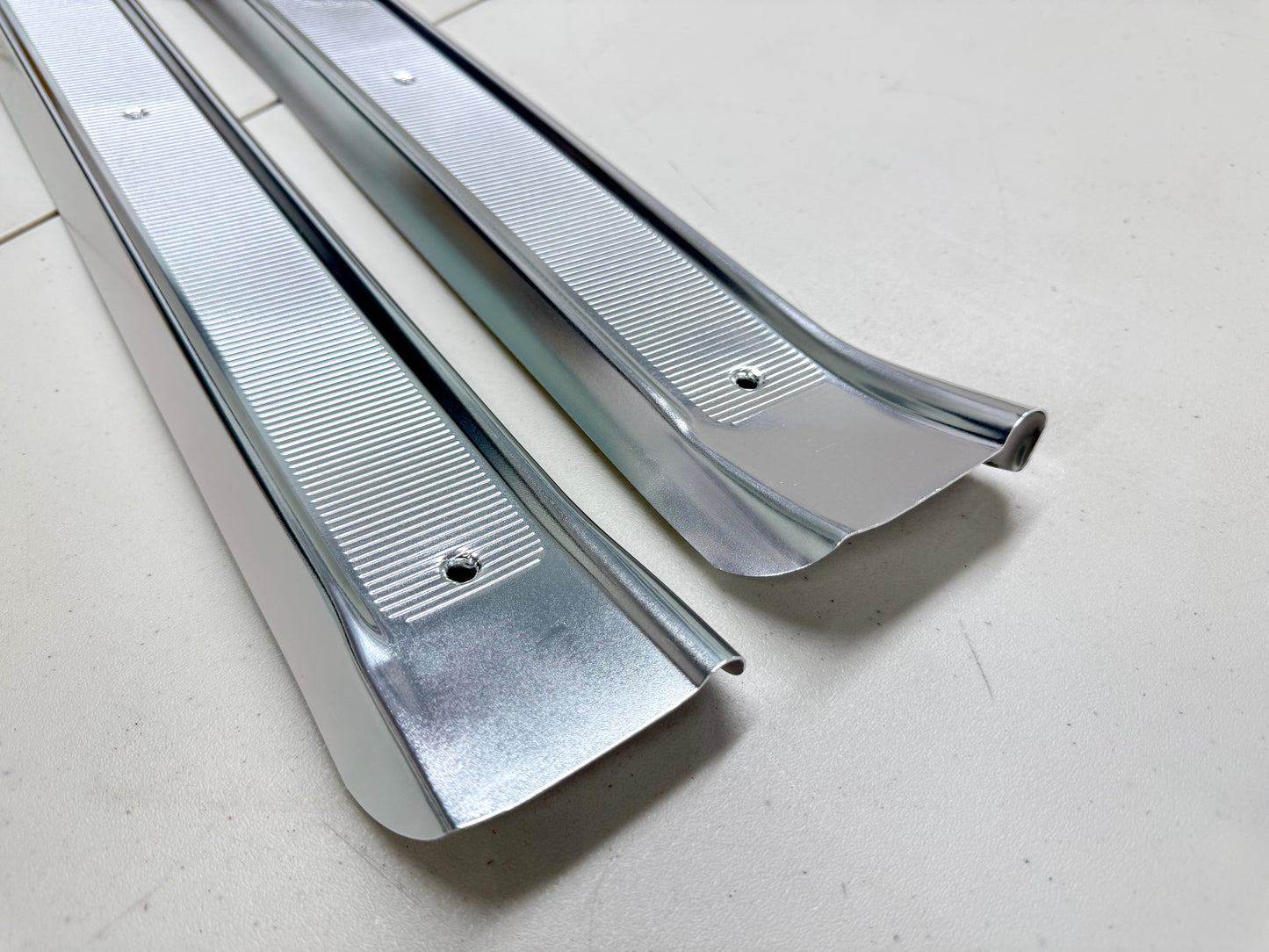 1965-1970 CHEVY IMPALA BEL AIR BISCAYNE CAPRICE HARDTOP OR CONVERTIBLE 2 DOOR , DOOR SILL PLATES [NEW]