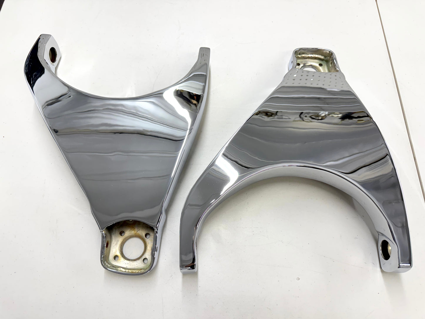 [ORIGINAL / OEM] 1955-1957 CHEVY BEL AIR TRI5 LOWER CONTROL ARMS REINFORCED AND MOLD (ARMS ONLY) 1PAIR / CHROME FINISH