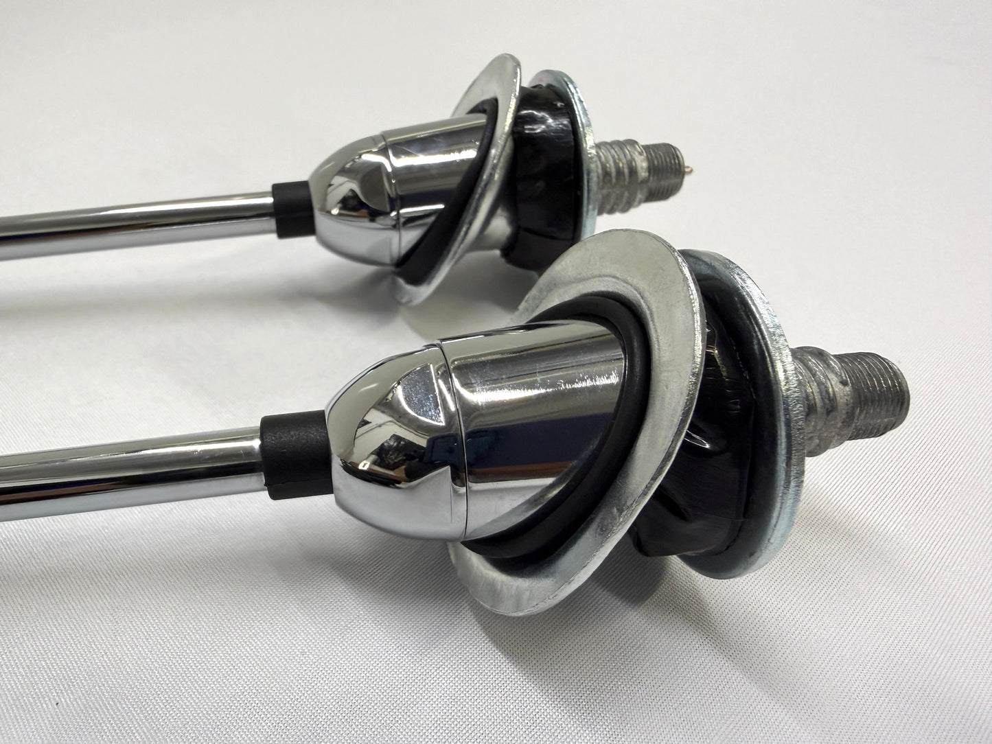 1965-1966 CHEVROLET CHEVY IMPALA REAR TELESCOPIC ANTENNA ASSEMBLY SET LH AND RH 1PAIR [NEW]