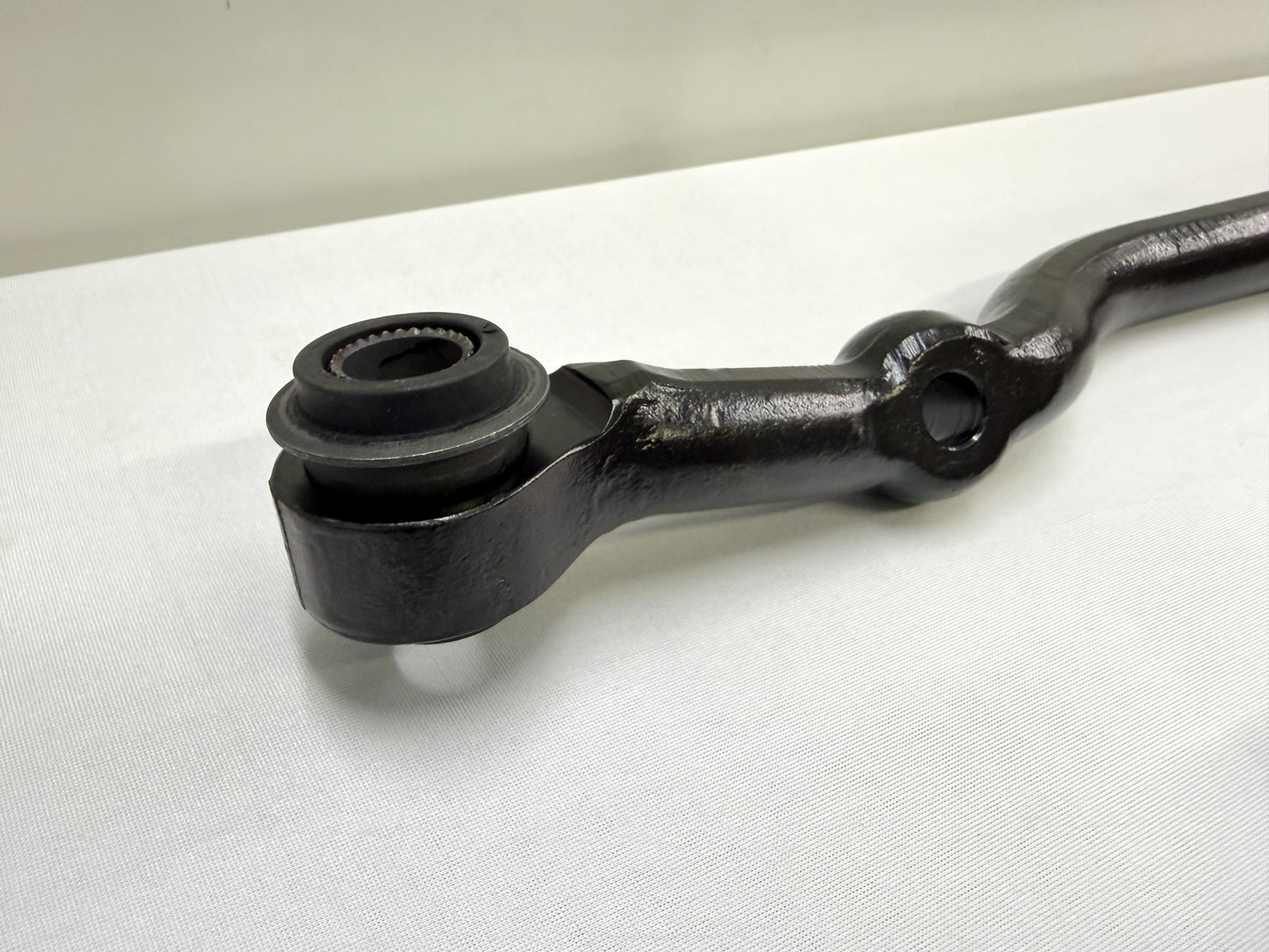 1955-57 GM CHEVY CHEVROLET BEL AIR NOMAD 210 150 TRI FIVE PREMIUM HEAVY DUTY COMPLETE STEERING LINKAGE KIT W/ IDLER ARM BEARING UPGRADE W/ BLACK SLEEVES