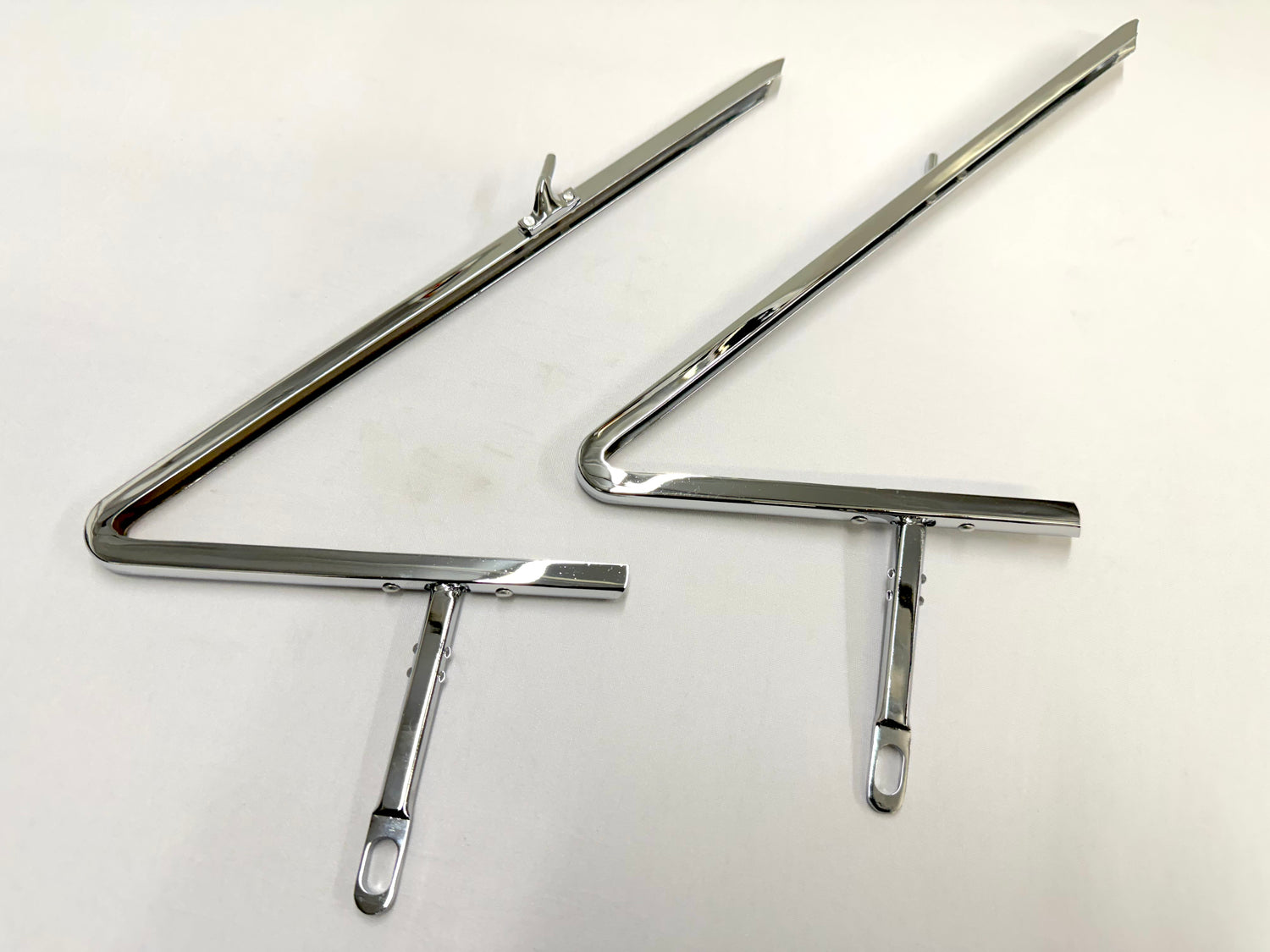 1963-1964 CHEVROLET CHEVY IMPALA 2 DOOR HARDTOP OR CONVERTIBLE DOOR VENT WINDOW FRAMES 1PAIR [NEW]