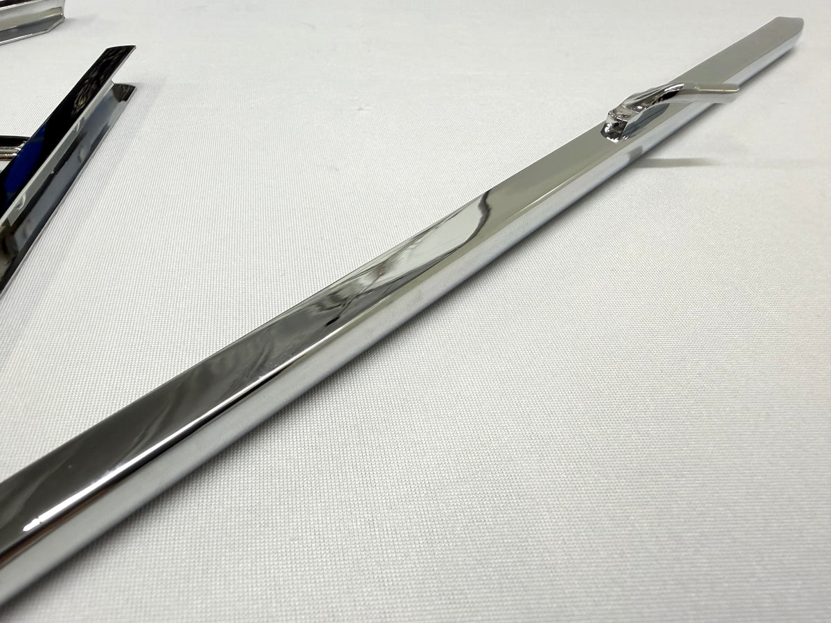 1963-1964 CHEVROLET CHEVY IMPALA 2 DOOR HARDTOP OR CONVERTIBLE DOOR VENT WINDOW FRAMES 1PAIR [NEW]