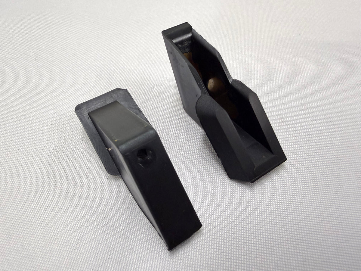 1963-1964 CHEVROLET CHEVY IMPALA 2 DOOR HARDTOP DOOR VENT WINDOW DIVISION BAR STOPS BUMPERS WEATHERSTRIPS RUBBERS 1PAIR [NEW]