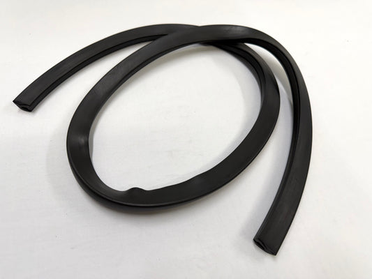 1963-1964 CHEVROLET CHEVY IMPALA BEL AIR BISCAYNE HOOD TO COWL SEAL WEATHERSTRIP RUBBER 1PC [NEW]