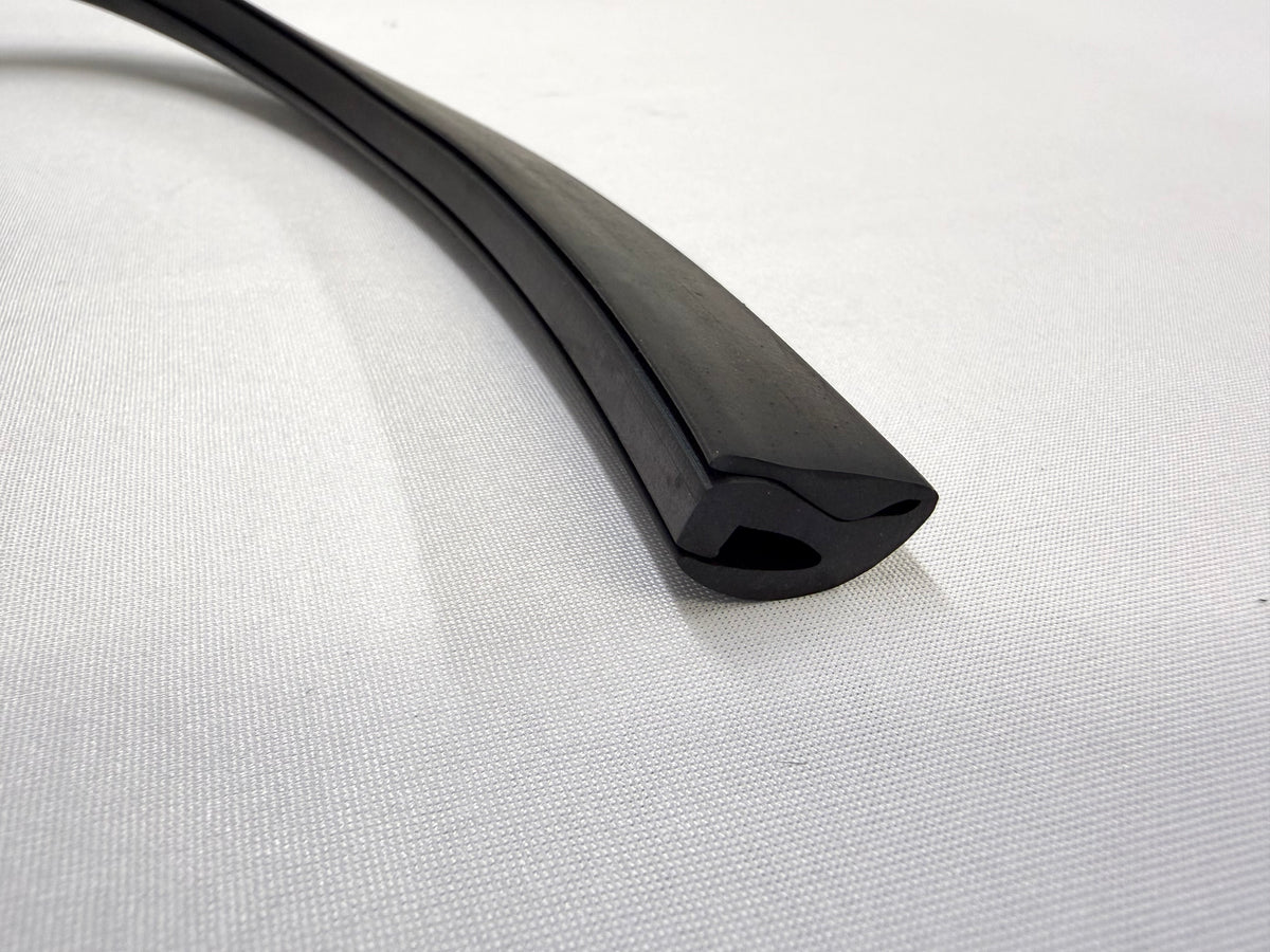 1963-1964 CHEVROLET CHEVY IMPALA BEL AIR BISCAYNE HOOD TO COWL SEAL WEATHERSTRIP RUBBER 1PC [NEW]