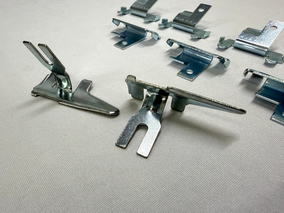 1963 1964 CHEVROLET CHEVY IMPALA FRONT LOWER WINDSHIELD TRIM REVEAL CLIP SET [NEW]