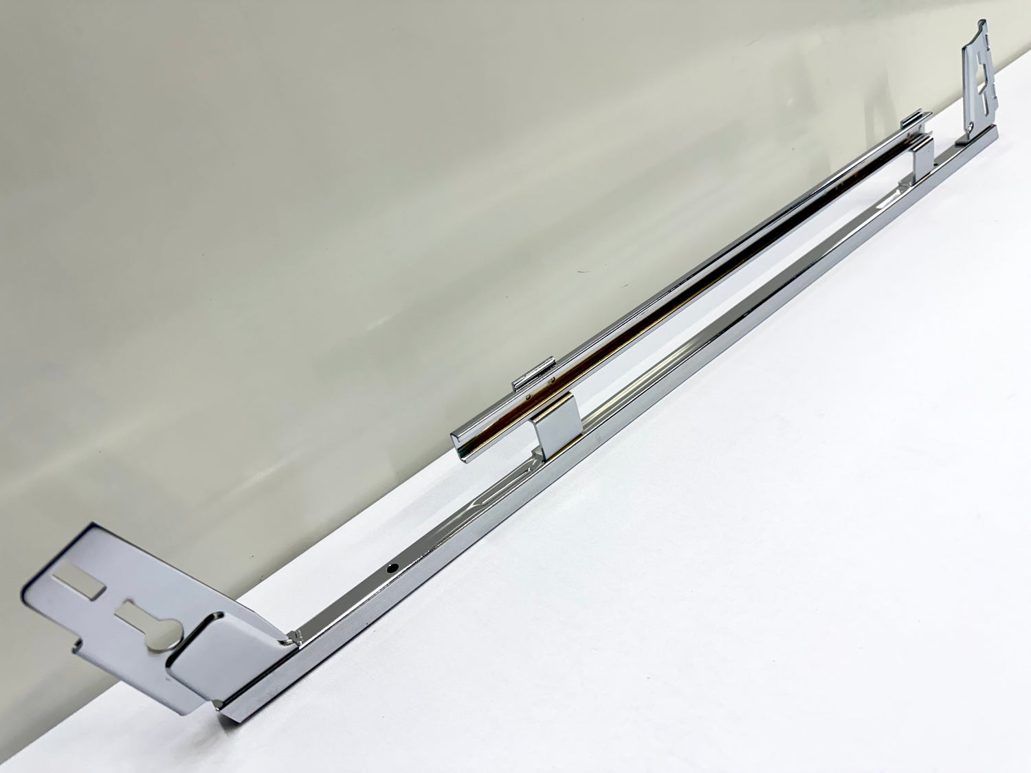 1961-1964 CHEVY IMPALA BUICK PONTIAC OLDSMOBILE B-BODY LOWER DOOR WINDOW CHANNEL FRAME TRACK / LH DRIVER SIDE [NEW] / IMPORT CHROME