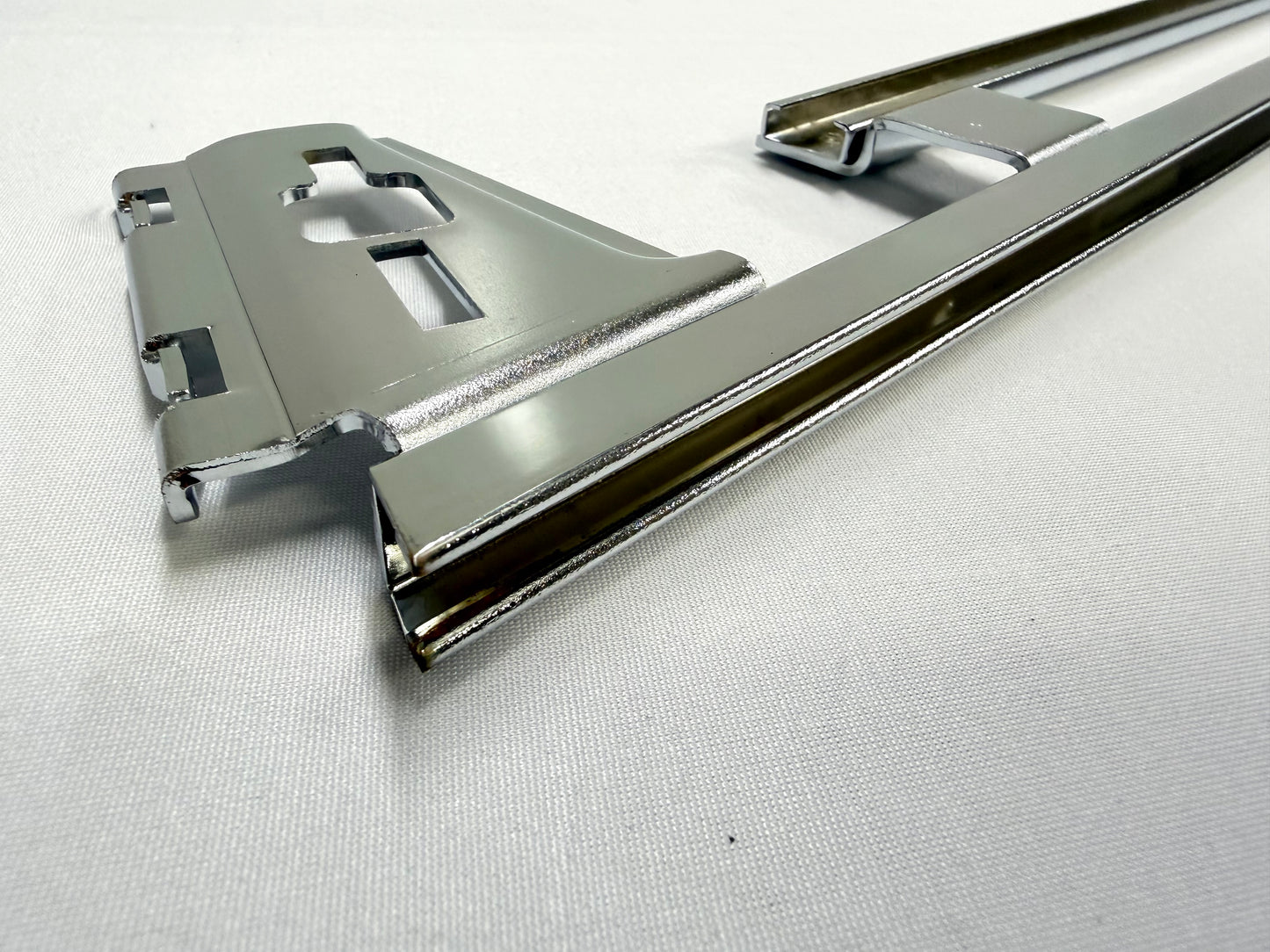 1961-1964 CHEVY IMPALA BUICK PONTIAC OLDSMOBILE B-BODY LOWER DOOR WINDOW CHANNEL FRAME TRACK SET [NEW] / IMPORT CHROME