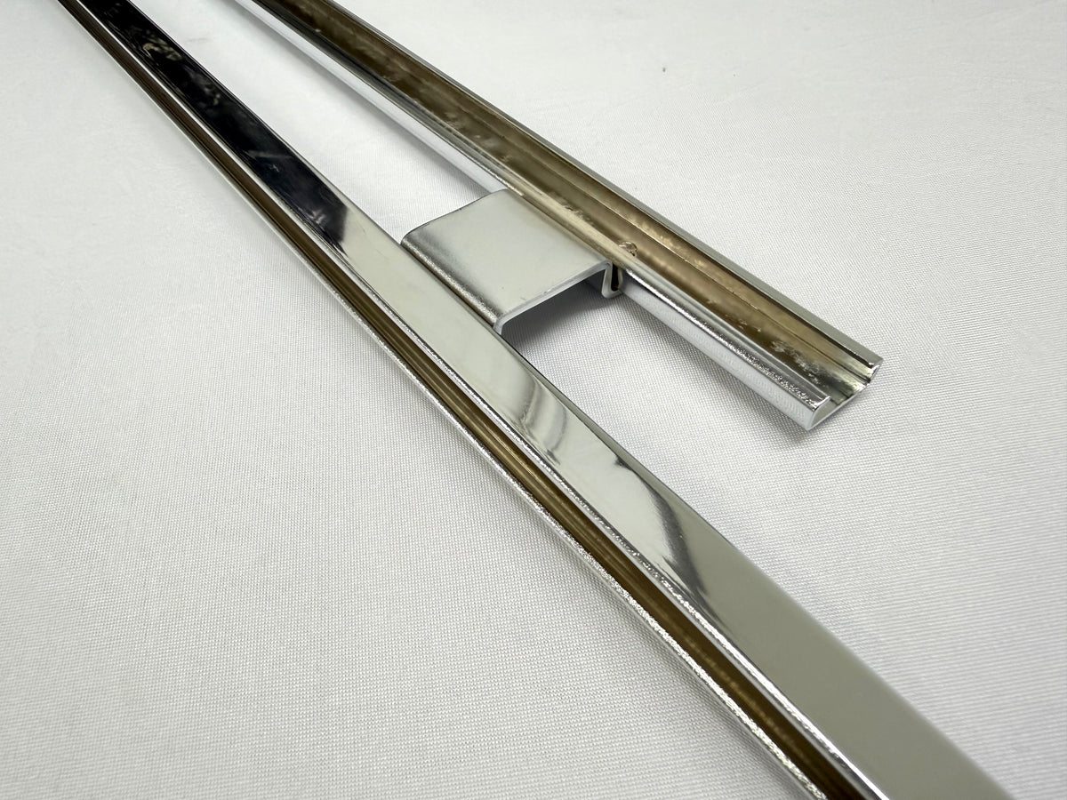 1961-1964 CHEVY IMPALA BUICK PONTIAC OLDSMOBILE B-BODY LOWER DOOR WINDOW CHANNEL FRAME TRACK / RH PASSENGER SIDE [NEW] / IMPORT CHROME