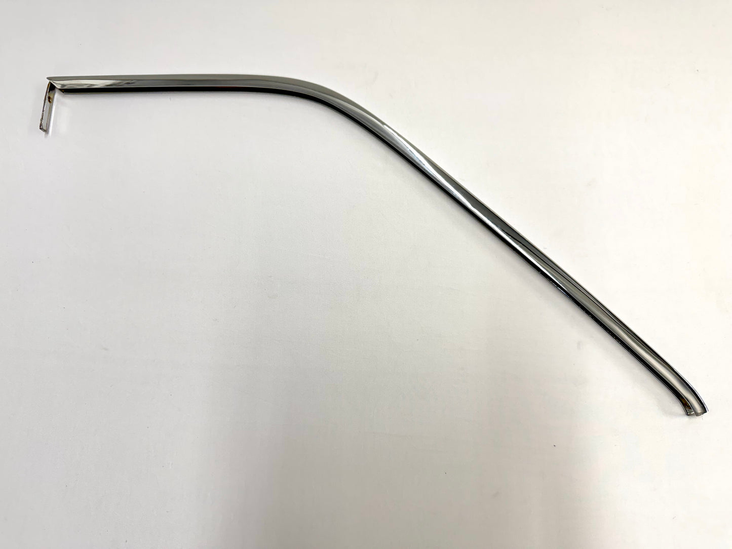 1962-1964 CHEVY IMPALA BUICK PONTIAC OLDSMOBILE B-BODY 2 DOOR HARDTOP UPPER QUARTER WINDOW FRAME LH or RH 1pc [NEW] / IMPORT CHROME