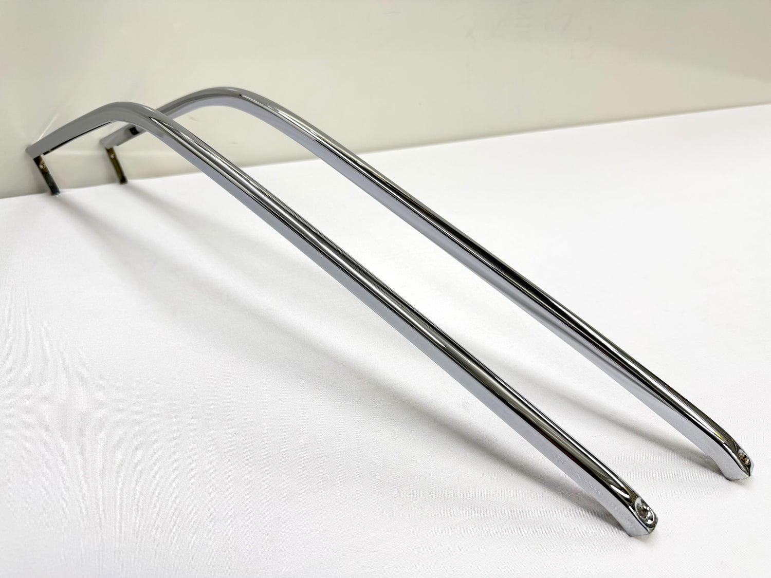 1962-1964 CHEVY IMPALA BUICK PONTIAC OLDSMOBILE B-BODY 2 DOOR HARDTOP UPPER QUARTER WINDOW FRAME SET [NEW] / IMPORT CHROME