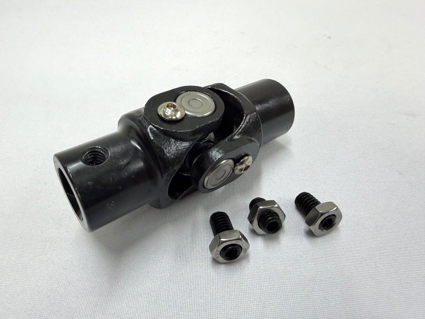 BLACK SET SCREW STYLE STEERING U-JOINT 3/4"-36 SPLINE X 3/4" DD 30 SPLINE