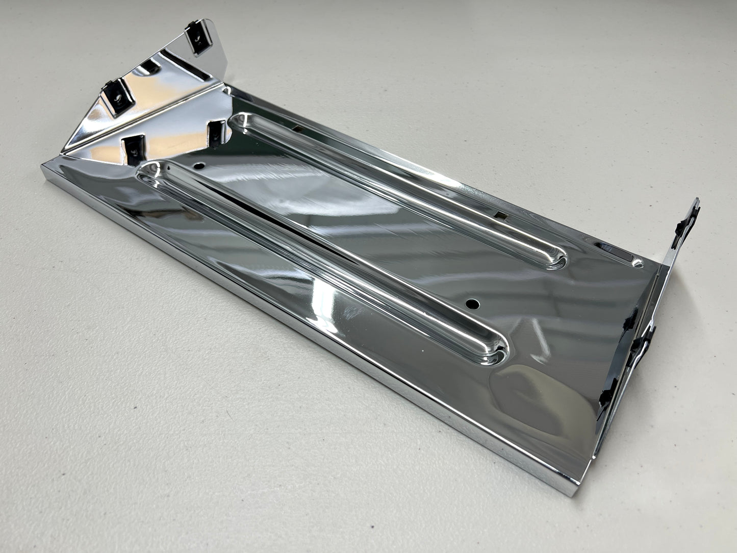 1961 CHEVROLET IMPALA , FULL-SIZE PASSENGER CAR FRONT BUMPER LICENSE PLATE FILLER PANEL [NEW][CHROME FINISH]