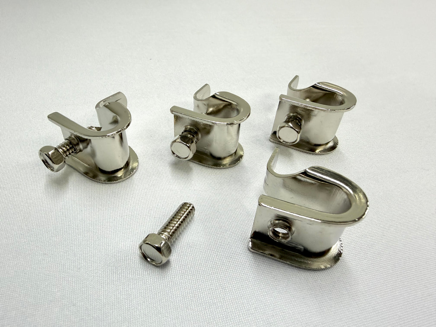 1955-1966 CHEVROLET CHEVY IMPALA BEL AIR BISCAYNE FENDER SKIRT MOUNTING BRACKET CLIP SET [NEW]