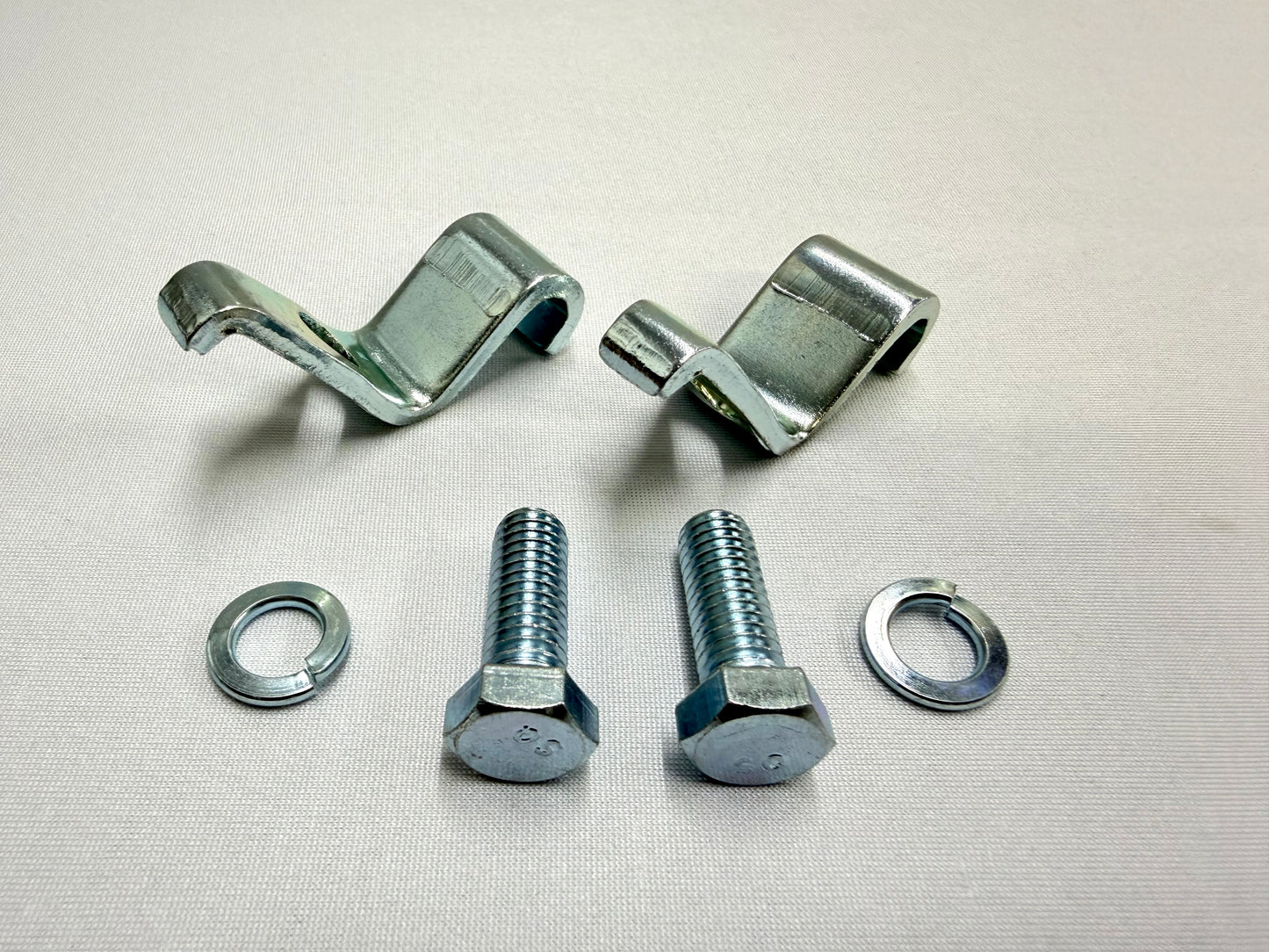 1963-1966 CHEVROLET CHEVY IMPALA BEL AIR BISCAYNE REAR BUMPER GUARD MOUNTING BRACKET HARDWARE SET L/R BOTH SIDE [NEW]