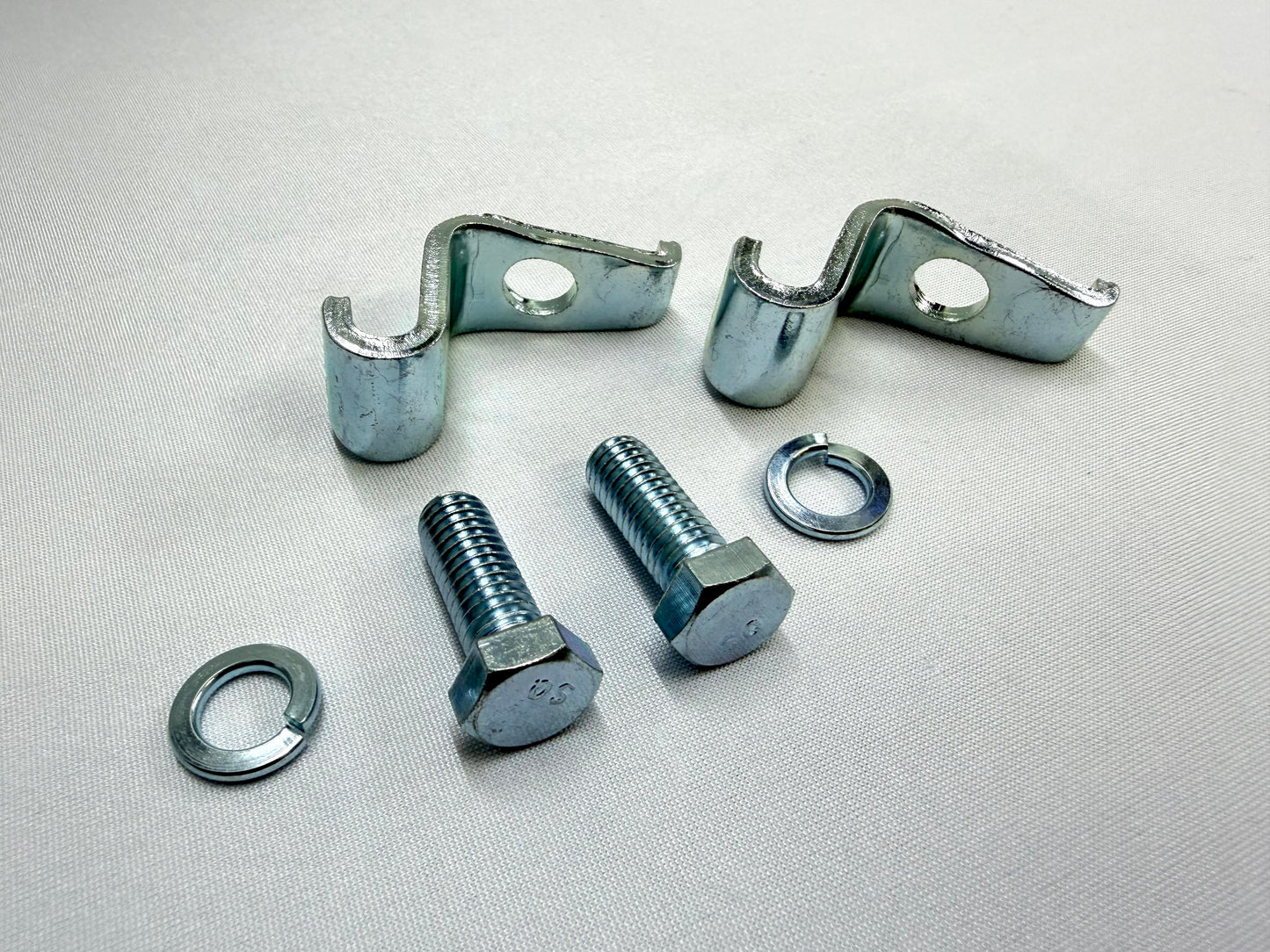 1963-1966 CHEVROLET CHEVY IMPALA BEL AIR BISCAYNE REAR BUMPER GUARD MOUNTING BRACKET HARDWARE SET L/R BOTH SIDE [NEW]