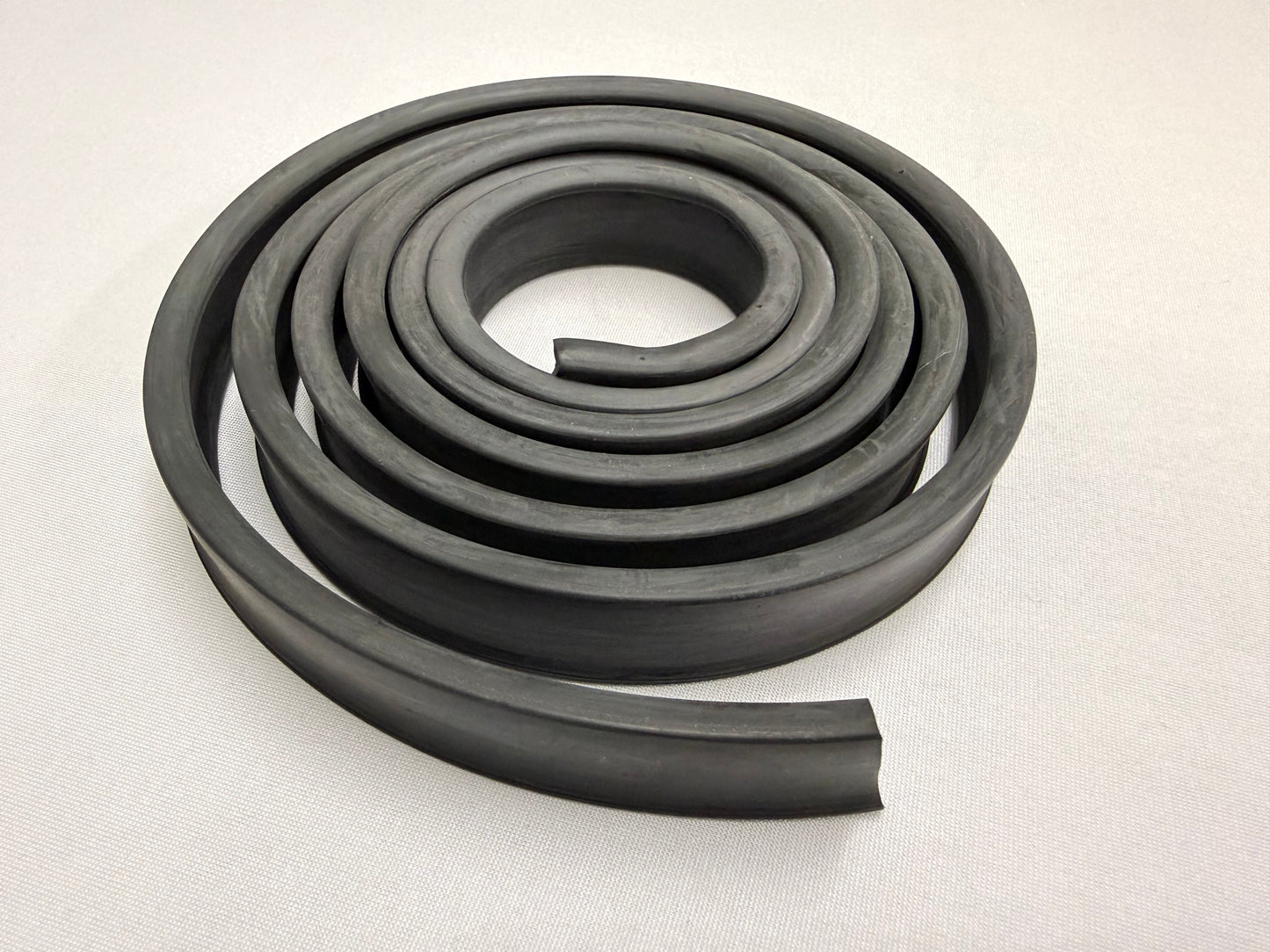 1955-1976 CHEVROLET CHEVY IMPALA BEL AIR 210 150 CAPRICE FENDER SKIRT RUBBER SEAL [NEW]