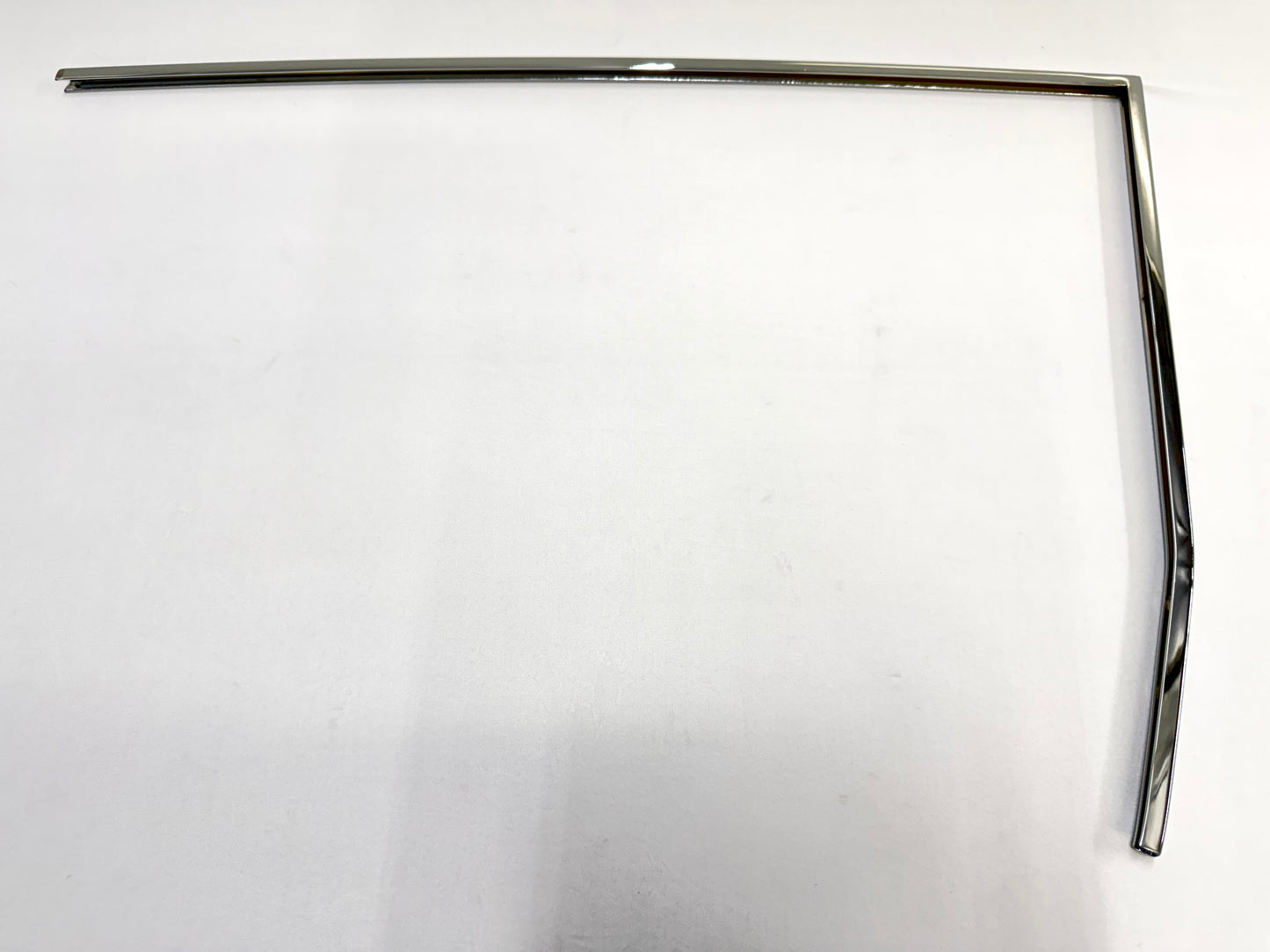 1962-1964 CHEVY IMPALA BUICK PONTIAC OLDSMOBILE B-BODY DOOR WINDOW FRAME RH PASSENGER SIDE [NEW] / IMPORT CHROME