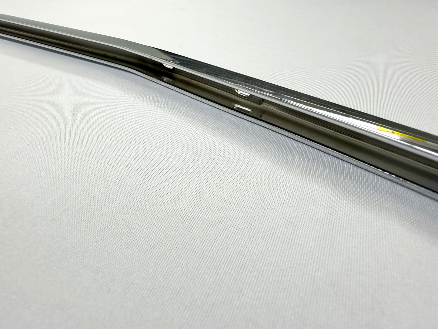 1962-1964 CHEVY IMPALA BUICK PONTIAC OLDSMOBILE B-BODY DOOR WINDOW FRAME RH PASSENGER SIDE [NEW] / IMPORT CHROME