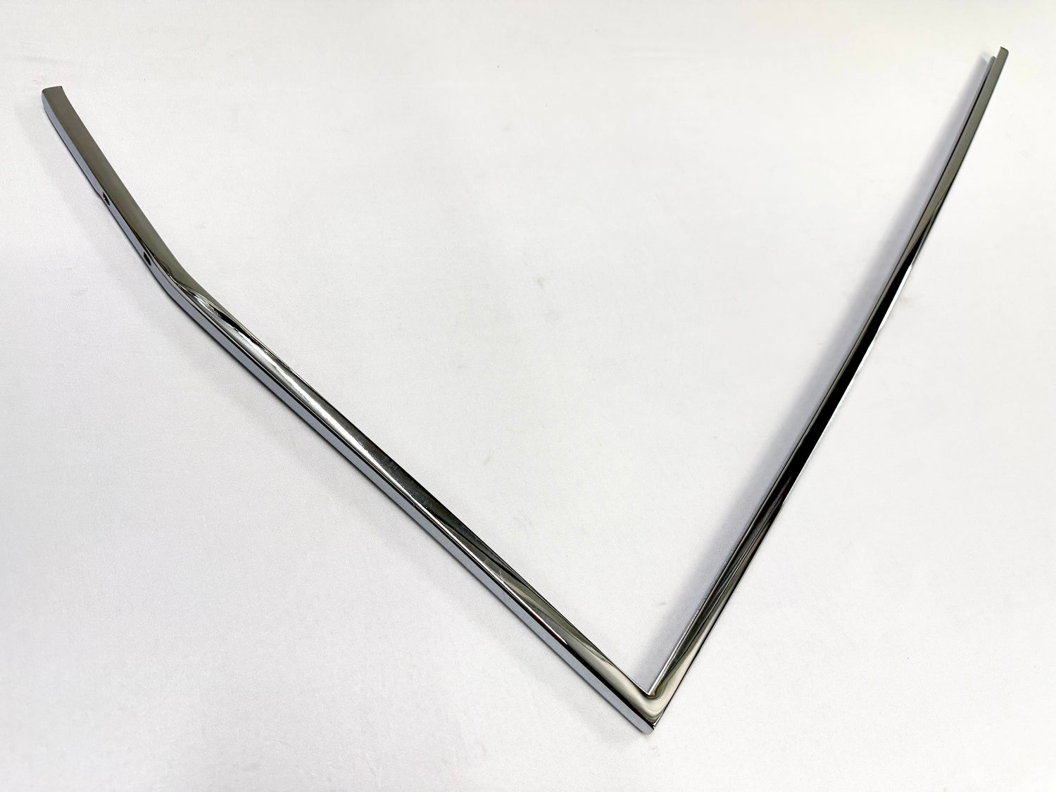 1962-1964 CHEVY IMPALA BUICK PONTIAC OLDSMOBILE B-BODY DOOR WINDOW FRAME RH PASSENGER SIDE [NEW] / IMPORT CHROME
