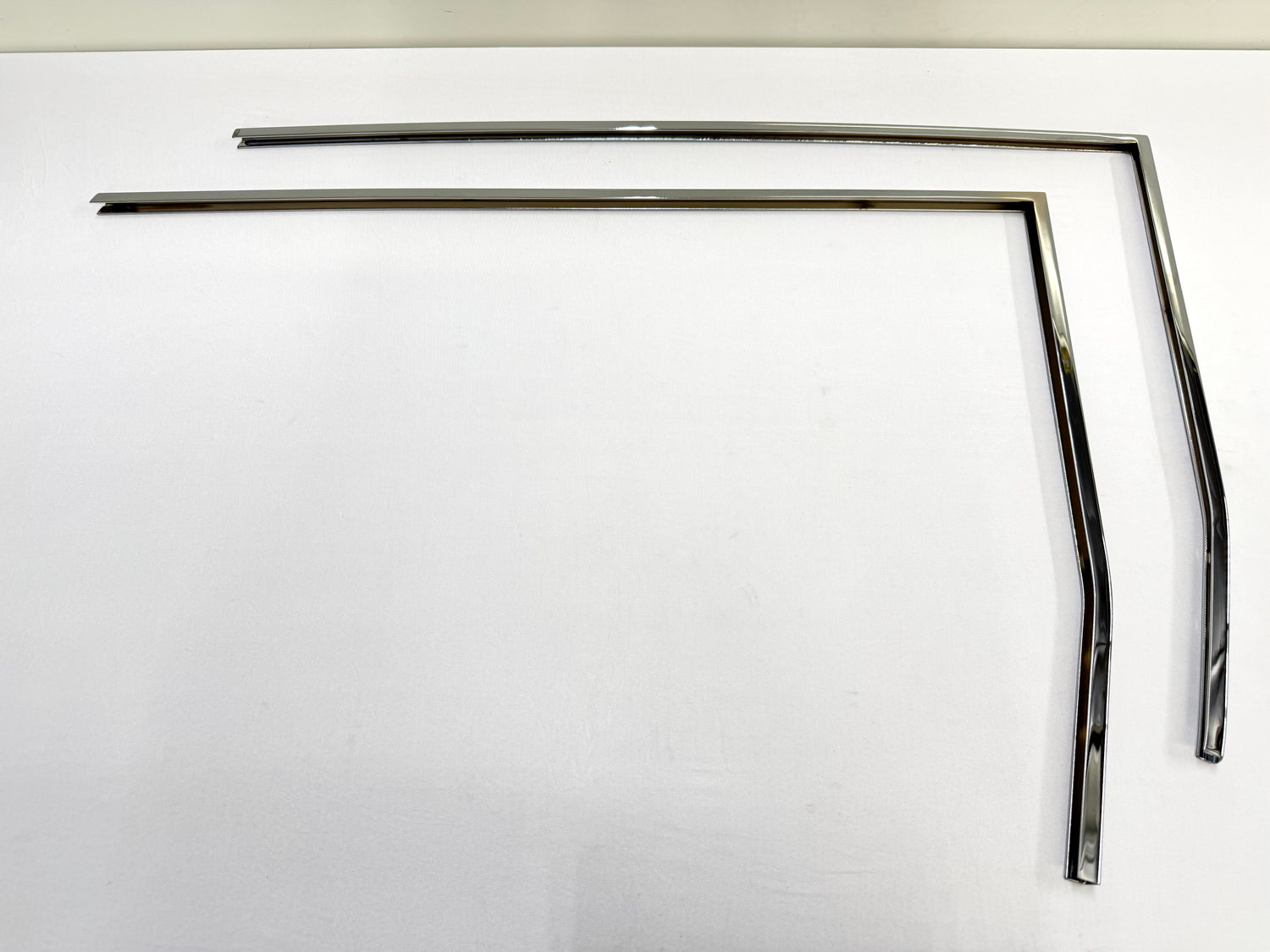 1962-1964 CHEVY IMPALA BUICK PONTIAC OLDSMOBILE B-BODY DOOR WINDOW FRAME SET [NEW] / IMPORT CHROME