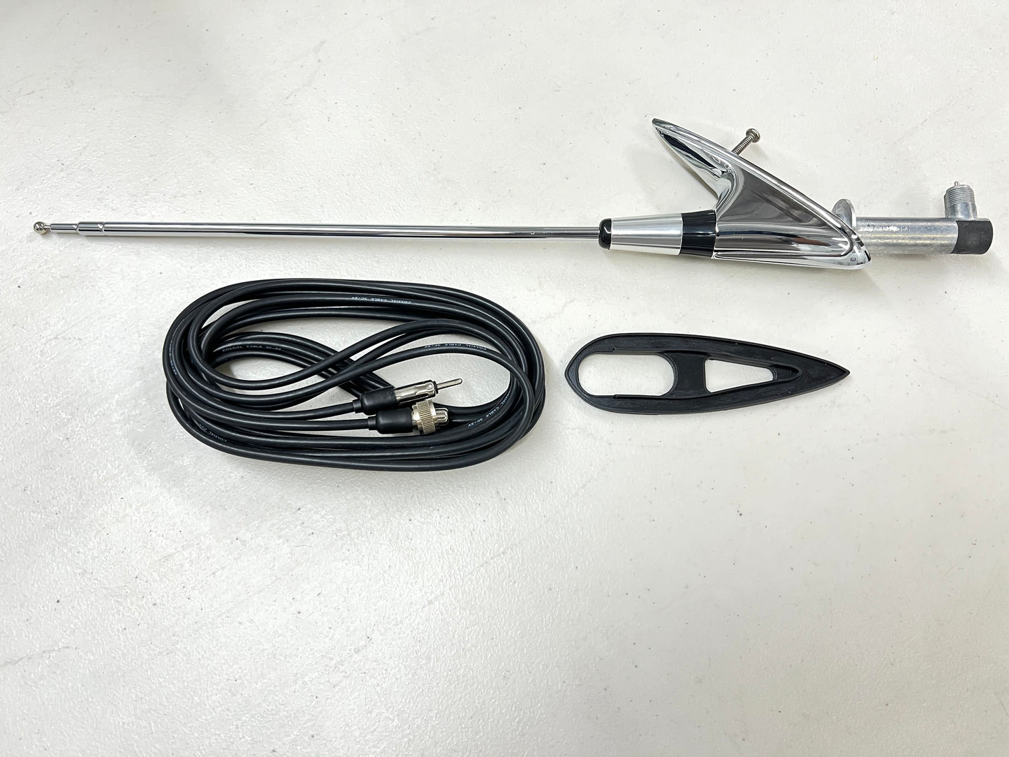 1960 CHEVY IMPALA / BEL AIR / BISCAYNE REAR ANTENNA ASSEMBLY WITH CABLE 1PC RH (PASSENGER SIDE)[NEW]