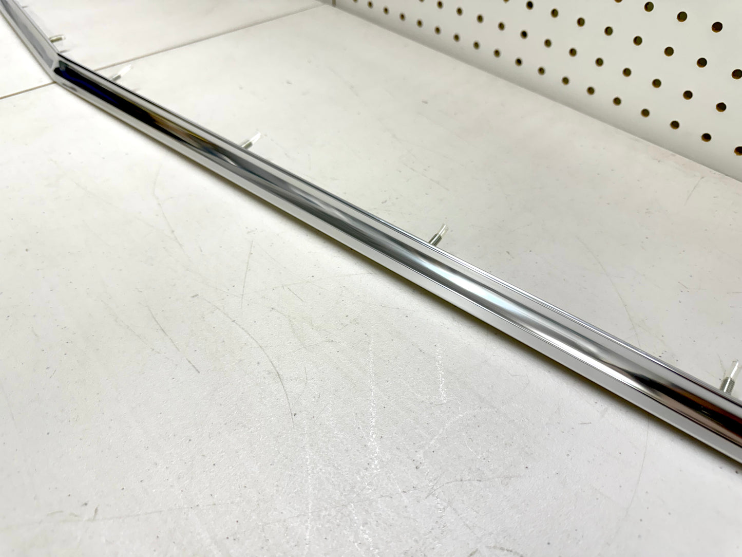 1960 CHEVY IMPALA BEL AIR BISCAYNE EL CAMINO / FULL SIZE HOOD LIP MOLDING [NEW]