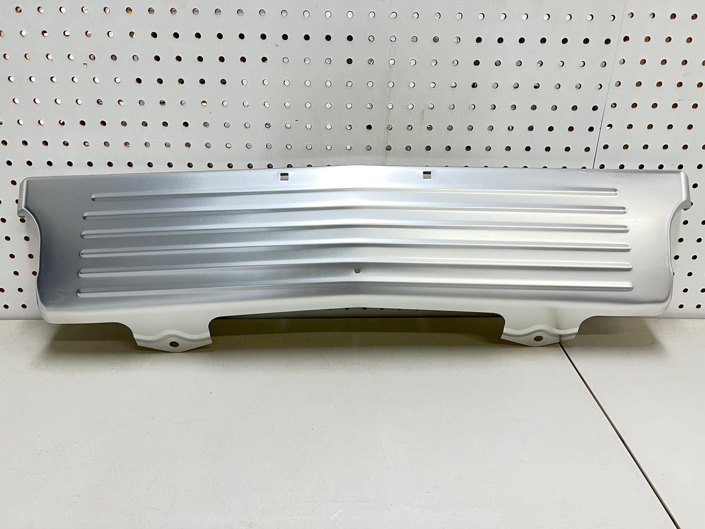 1960 CHEVROLET CHEVY IMPALA, BEL AIR, BISCAYNE / FULL-SIZE PASSENGER CAR FRONT LICENSE PLATE PANEL [NEW]