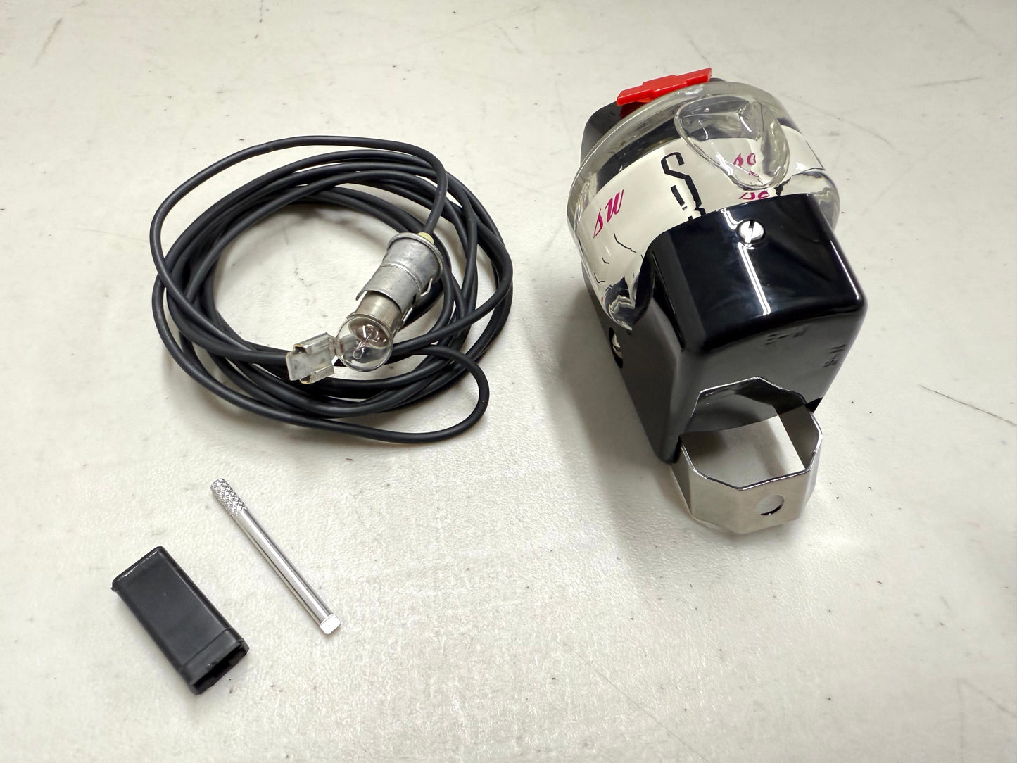 [NEW] 1958-1964 CHEVY IMPALA / FULL SIZE ACCESSORY COMPASS WHITE DIAL W/ LIGHT HARNESS