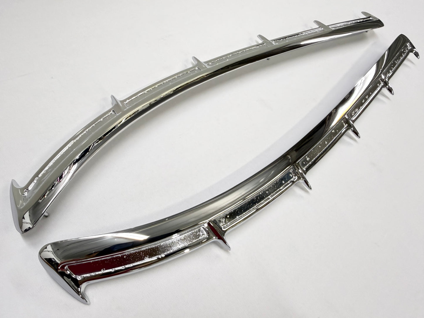 [ORIGINAL OEM RESTORED] 1961 CHEVY IMPALA 2DOOR HARDTOP BUBBLETOP REAR PANEL SCALLOPS TRIM SET 1PAIR / SHOW CHROME FINISH