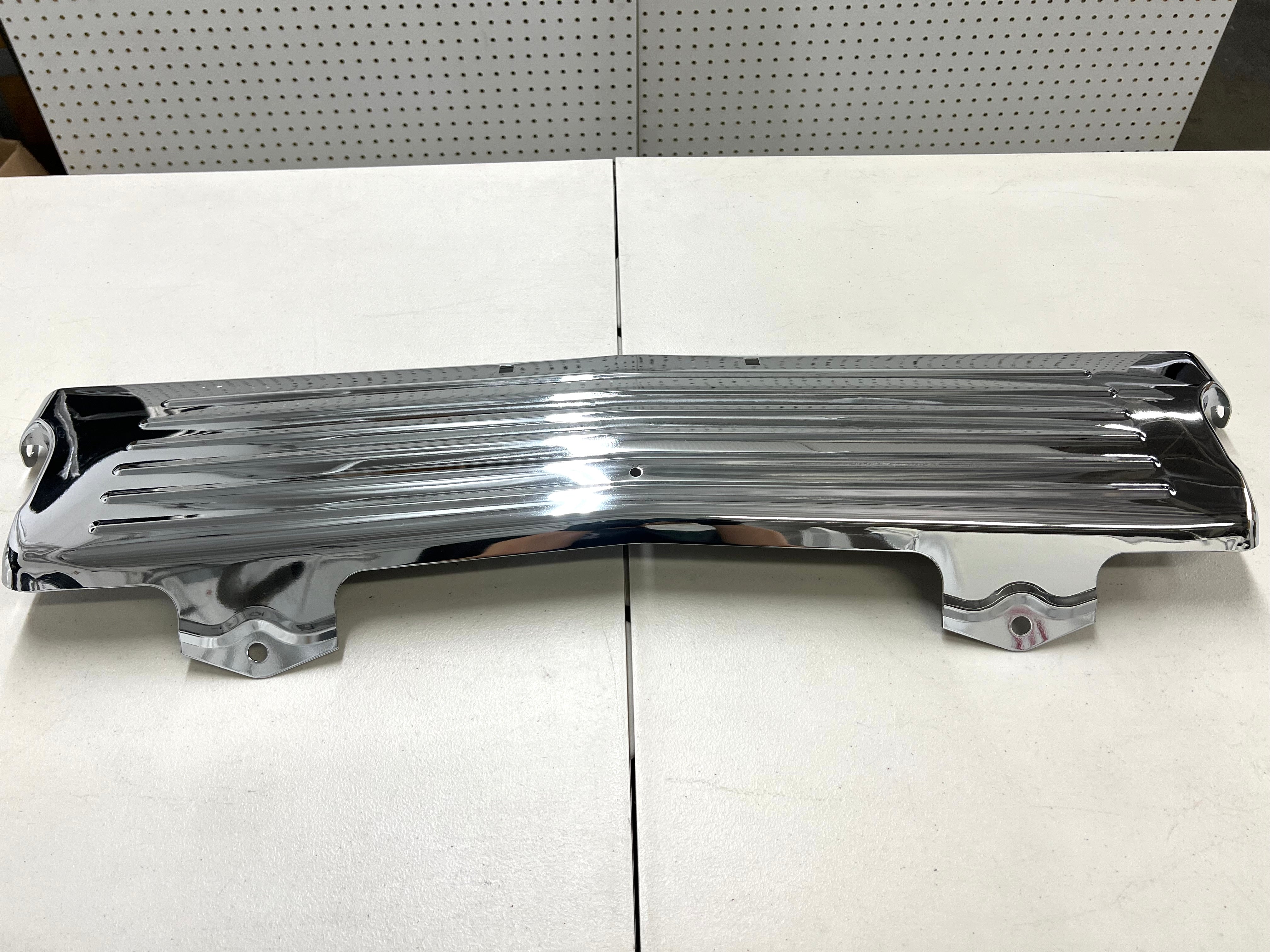 1965 Chevrolet Impala Bel Air Biscayne License Plate Light Assembly – #910700 – Fargo