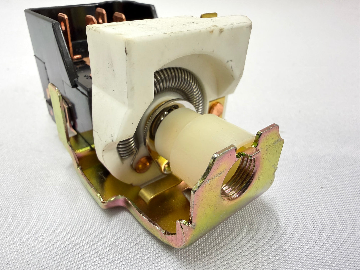 1964-68 CHEVY IMPALA BEL AIR BISCAYNE / BUICK CORVETTE GMC / HEAVY DUTY HEADLIGHT HEADLAMP SWITCH