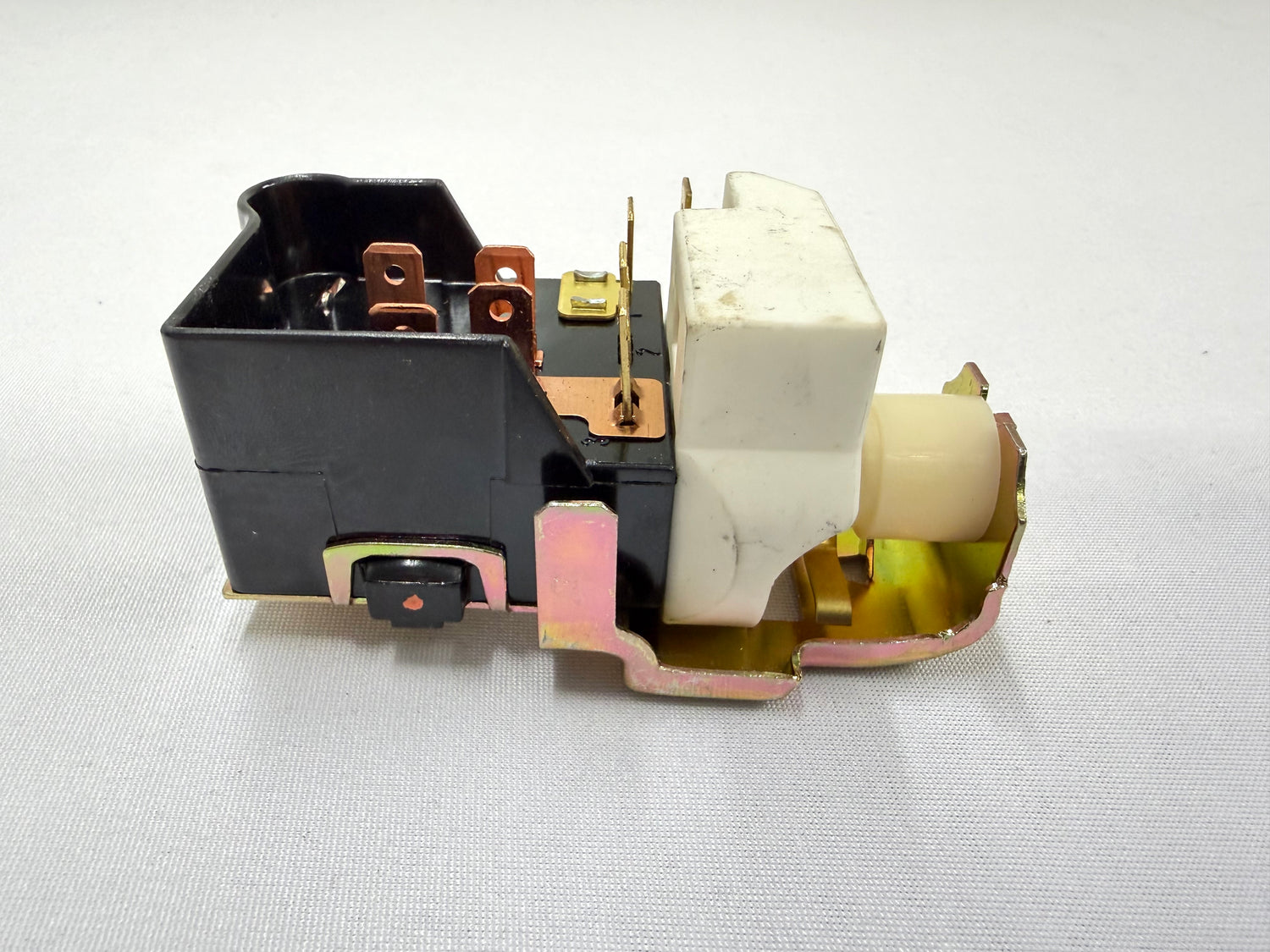1964-68 CHEVY IMPALA BEL AIR BISCAYNE / BUICK CORVETTE GMC / HEAVY DUTY HEADLIGHT HEADLAMP SWITCH
