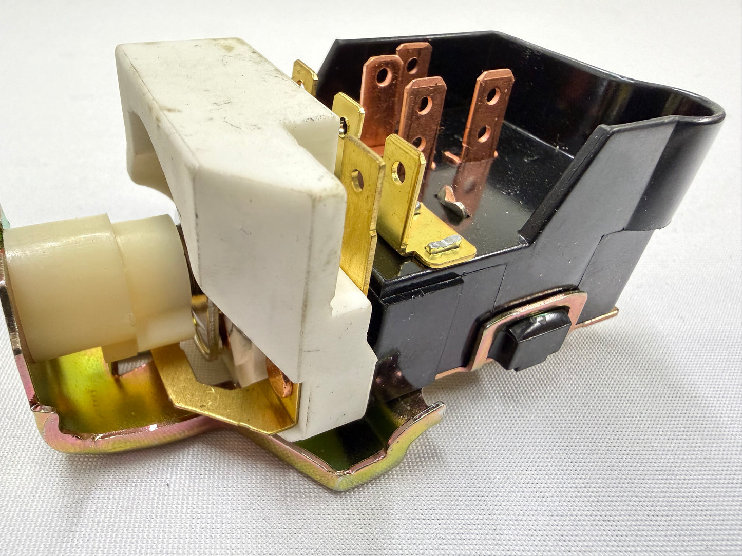 1964-68 CHEVY IMPALA BEL AIR BISCAYNE / BUICK CORVETTE GMC / HEAVY DUTY HEADLIGHT HEADLAMP SWITCH