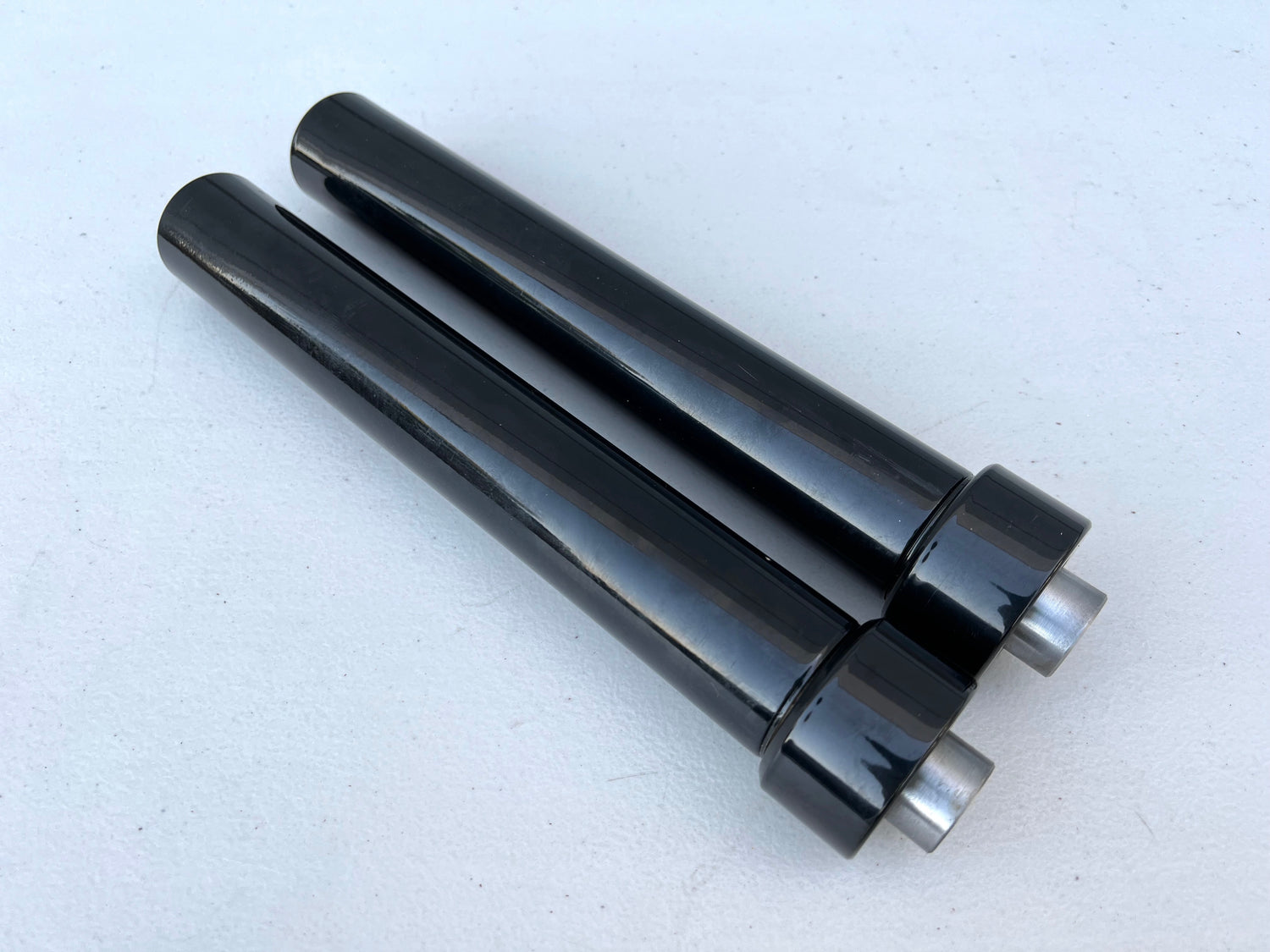 8INCH HYDRAULIC CYLINDERS (REGULAR FAT) BLACK PAIR