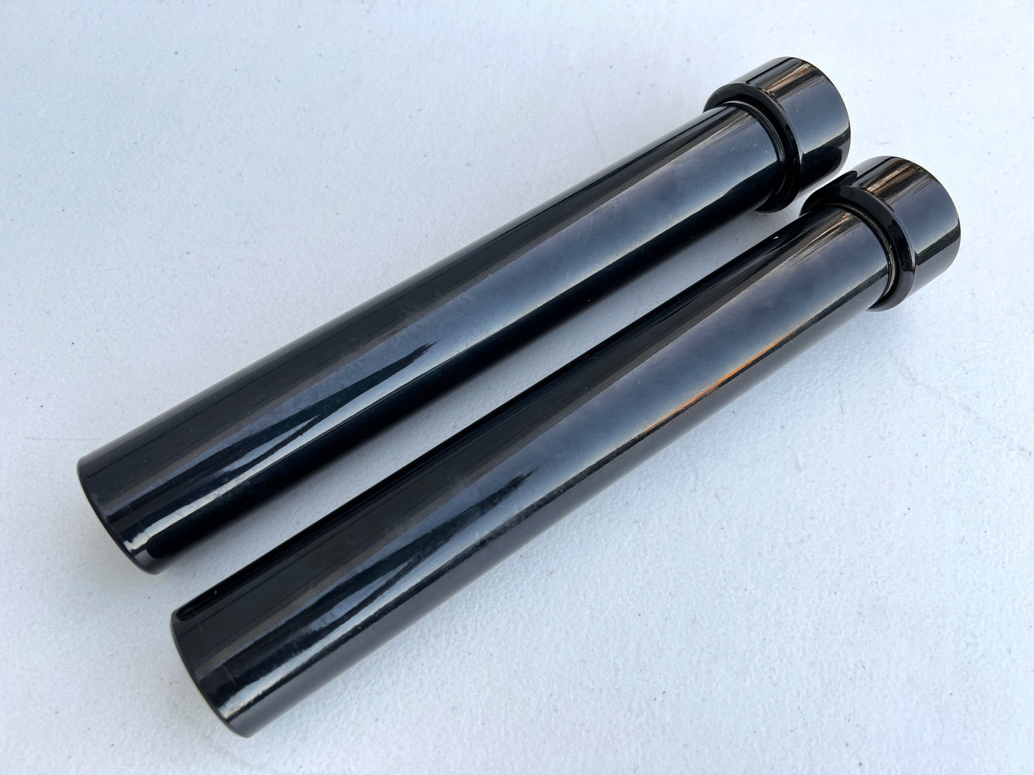 8INCH HYDRAULIC CYLINDERS (REGULAR FAT) BLACK PAIR