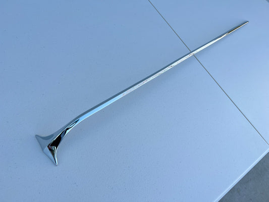 1964 CHEVY IMPALA / BELAIR ORIGINAL TRUNK SPEAR MOLDING 1PC [ORIGINAL / OEM] [CHROME FINISH]