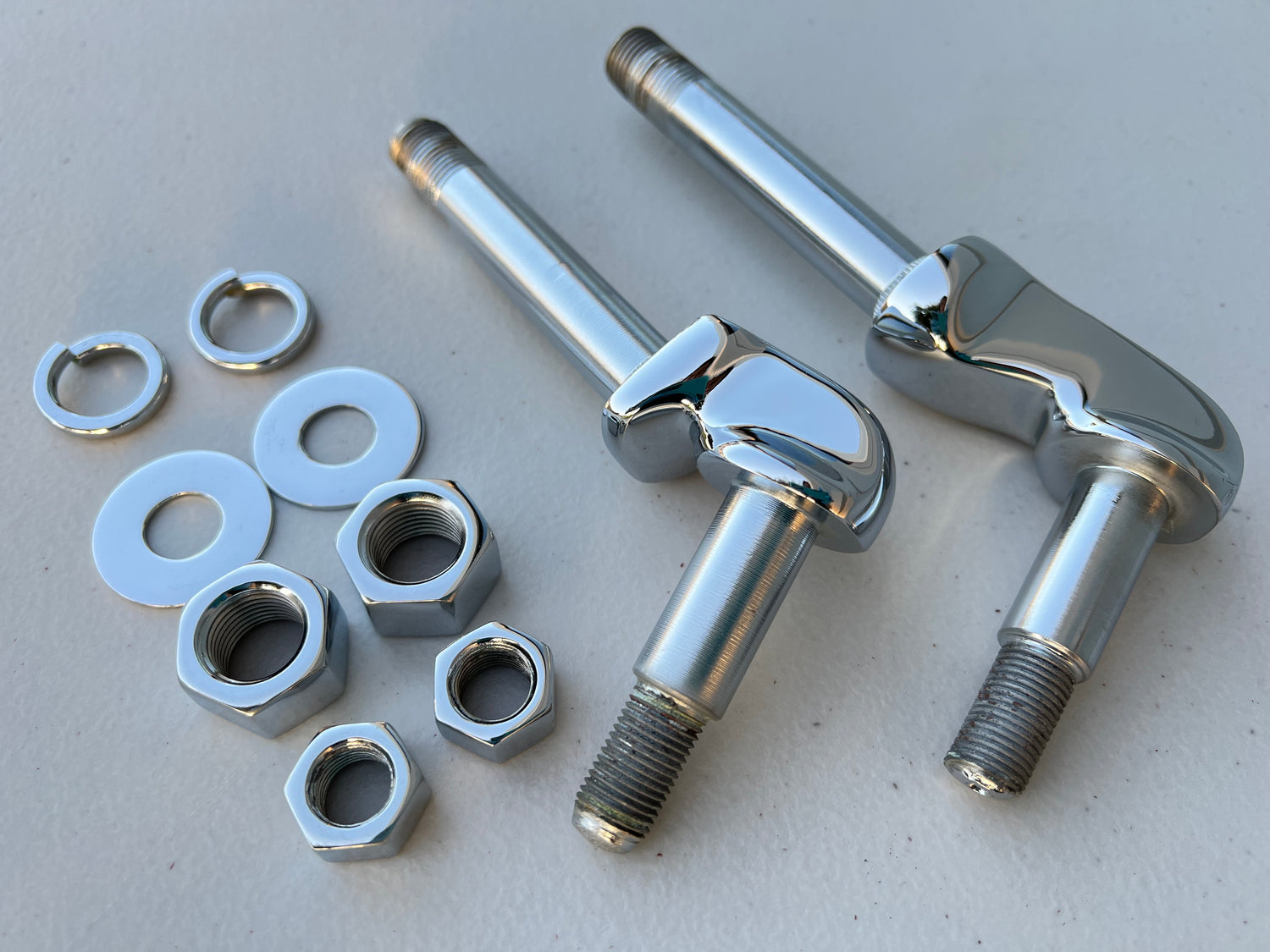 1959-64 GM CHEVY FULL SIZE IMPALA BEL AIR BISCAYNE REAR REGULAR SHOCK MOUNT BOLTS 1PAIR / CHROME FINISH