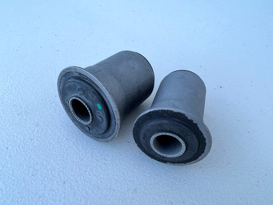 1959-64 GM FULL SIZE REAR TRAILING ARM BUSHINGS 2PC FOR PER ARM / CHEVY IMPALA BELAIR BISCAYNE