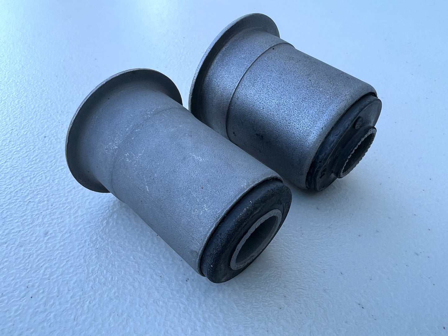 1959-64 GM FULL SIZE REAR TRAILING ARM BUSHINGS 2PC FOR PER ARM / CHEVY IMPALA BELAIR BISCAYNE